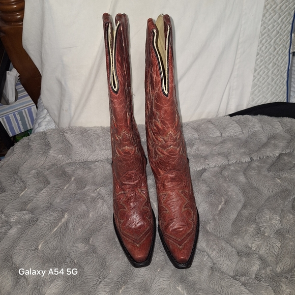 New Corral Western boots. Size 8. - Picture 1 of 10